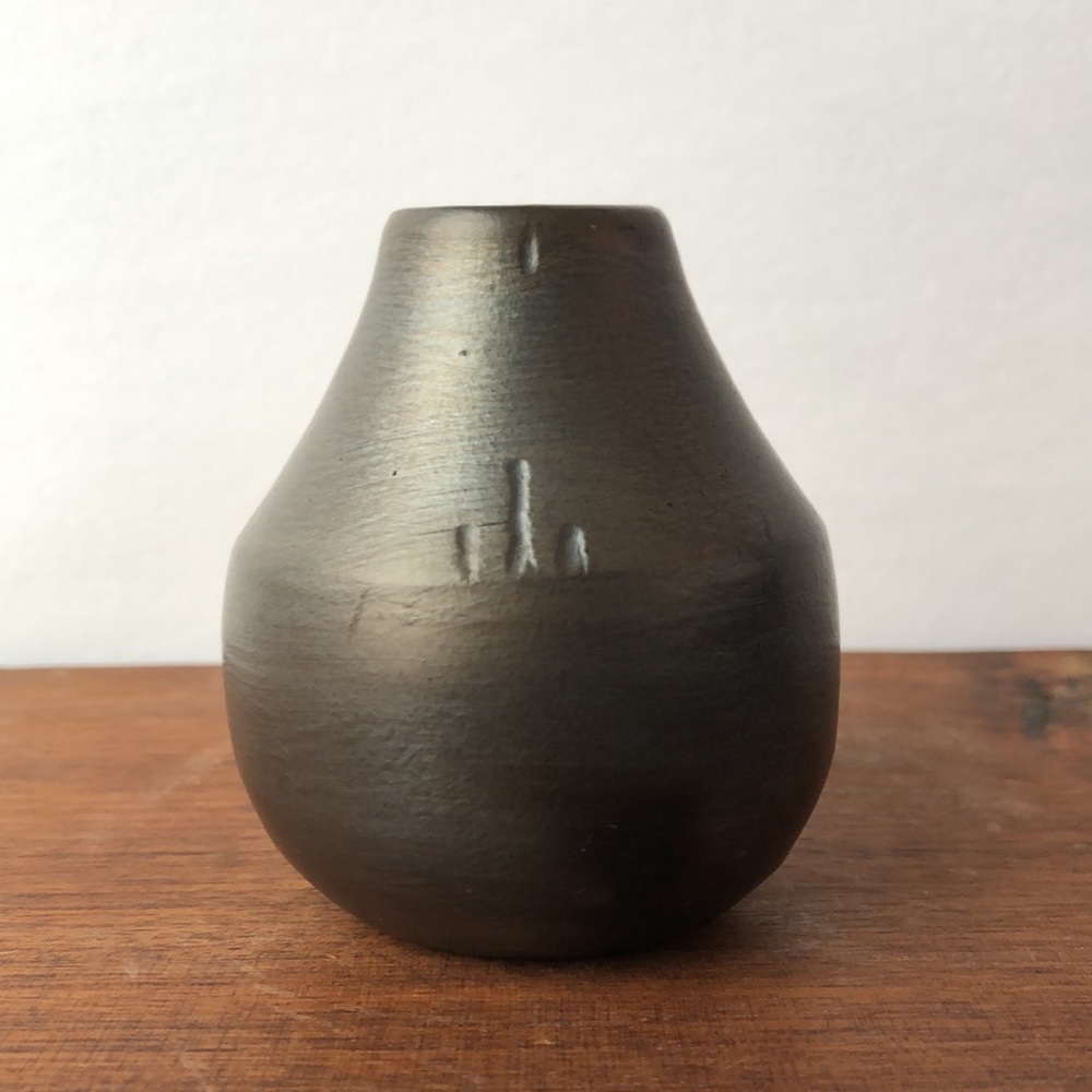 Serrano Signed Art Pottery Miniature Vase - Picture 3 of 5